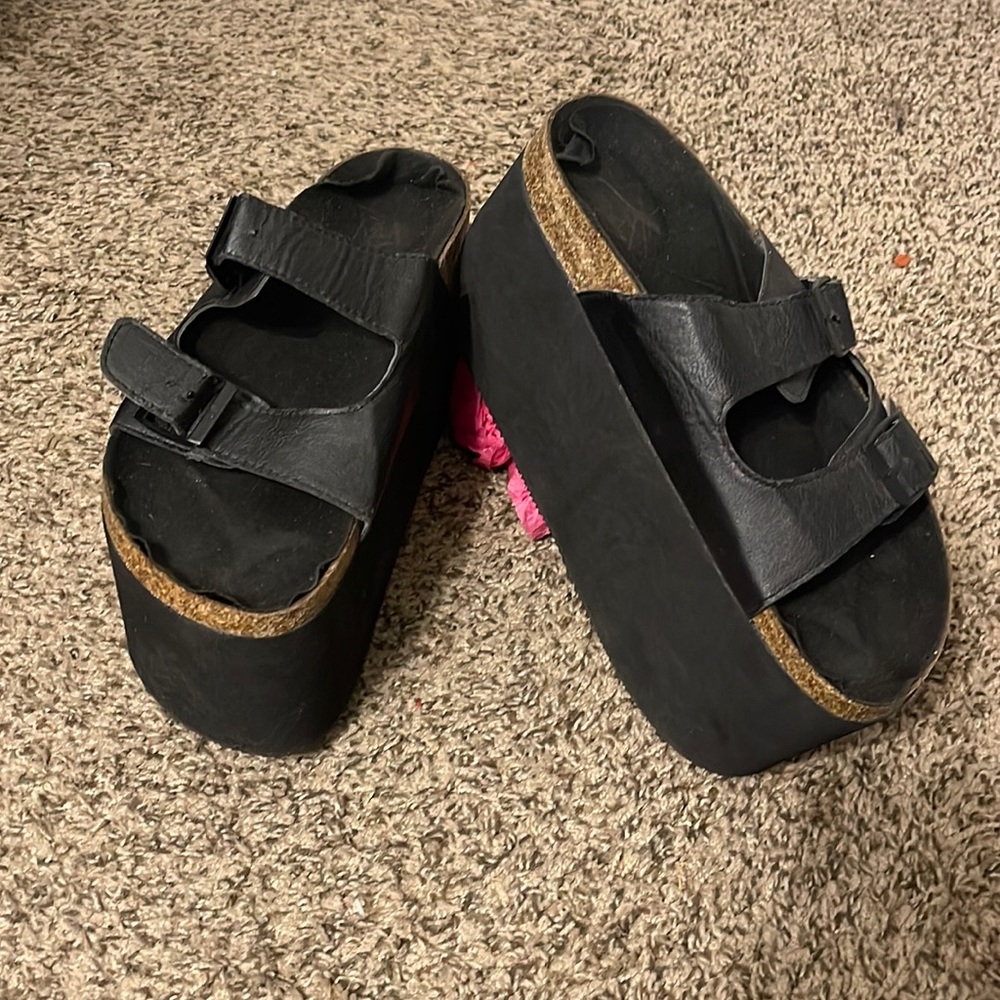 YRU Thick Sandals